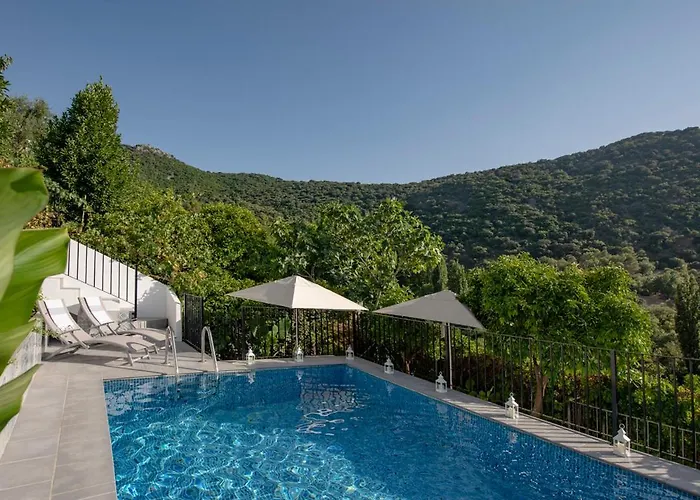 Stunning Home Benamahoma 4 Bed - Sierra Grazalema